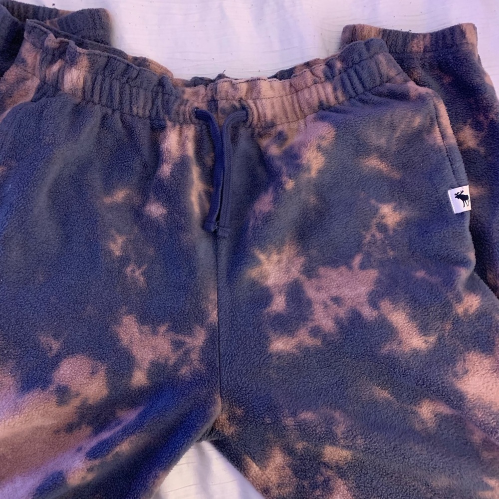 Purple and brown ish pink splattered joggers